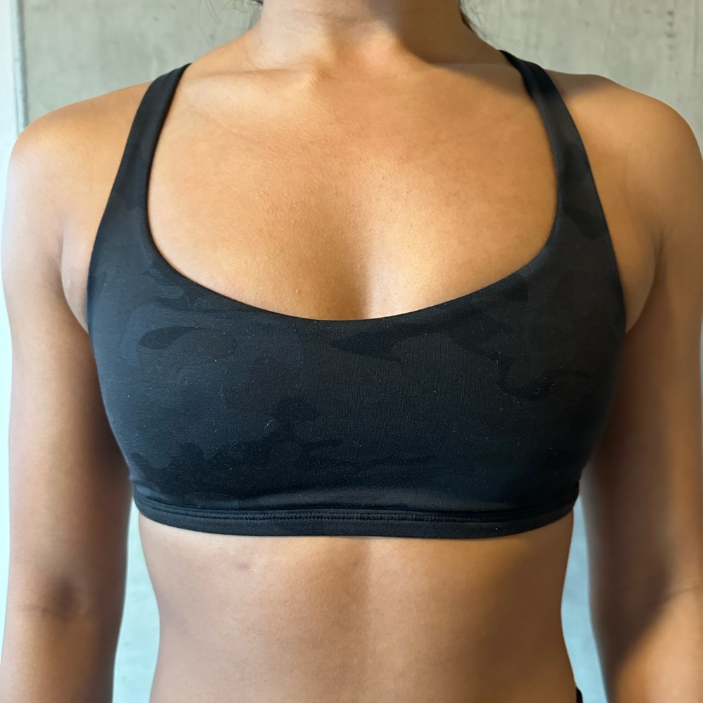 Woman’s Lululemon Athletic Sports Bra Size 4